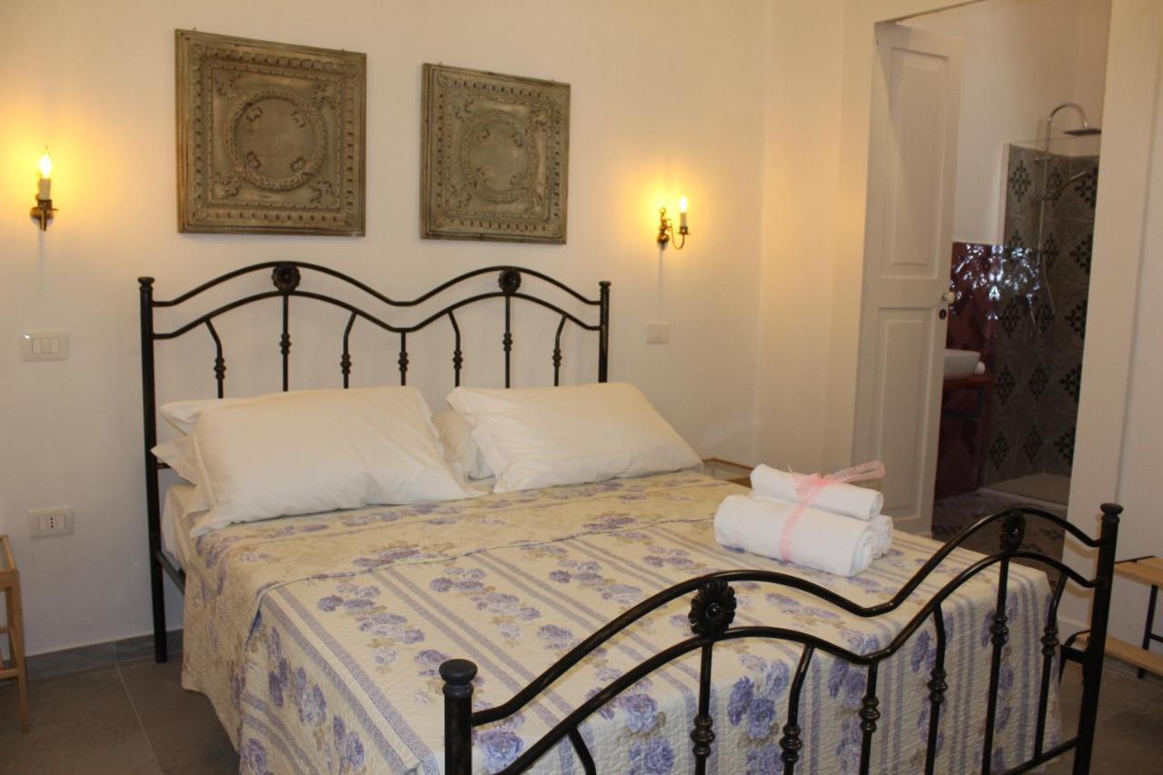 B&B Dimora San Vincenzo Галиполи Екстериор снимка