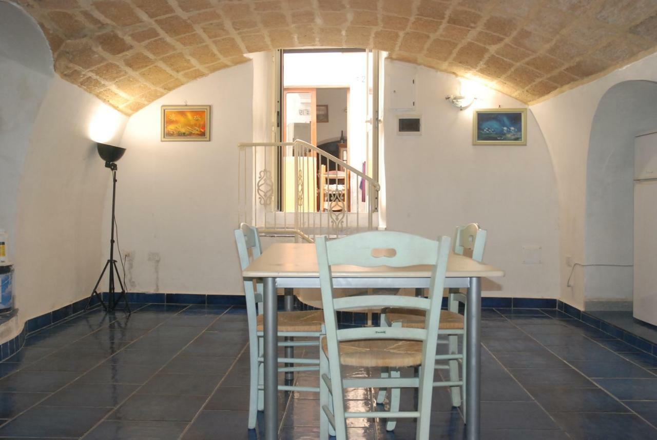 B&B Dimora San Vincenzo Галиполи Екстериор снимка